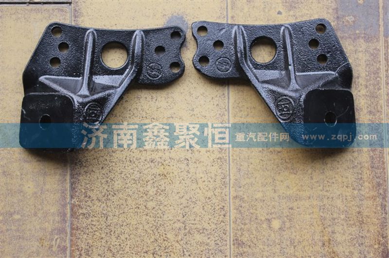 德龍 發(fā)動(dòng)機(jī)支架右 DZ932599998/DZ932599998