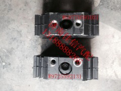 WG9725592131,发动机后支撑(后楔形块),济南同驰汽车配件有限公司
