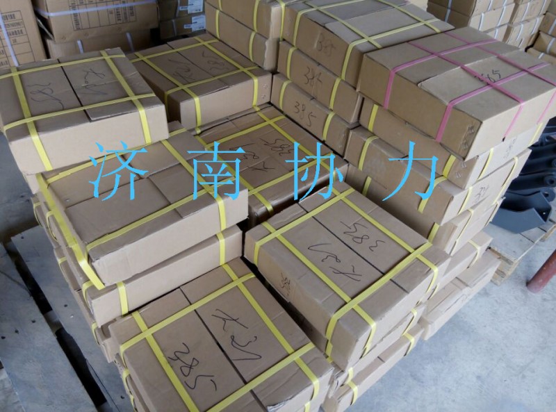 WG1642430385,前悬减振器总成,济南明钜汽车配件有限公司（原济南协力）