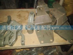 ,奔驰老式前簧前支架,济南银驰（原汪洋）汽车配件