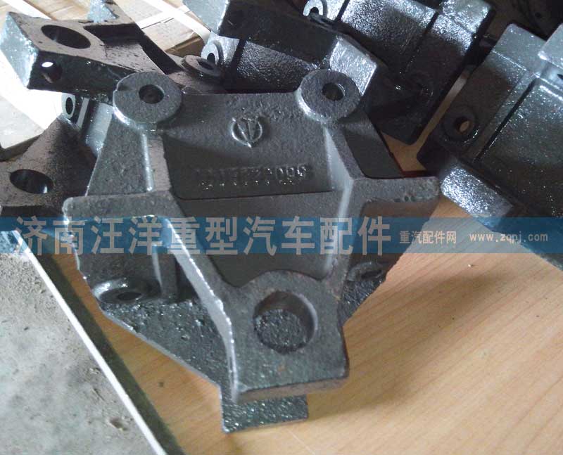 ,奔驰欧3前簧前支架,济南银驰（原汪洋）汽车配件