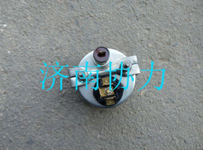 199000580213,燃油表,济南明钜汽车配件有限公司（原济南协力）