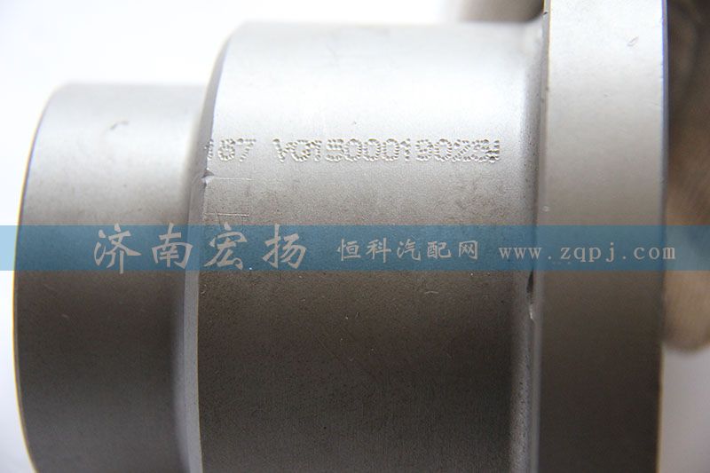 VG1500019025A,输出法兰（后驱力）,济南耀顺汽车配件有限公司