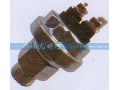 612600090452,机油压力传感器,济南尤耐珂重汽配件销售中心