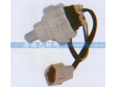 612600090468,机油压力传感器,济南尤耐珂重汽配件销售中心