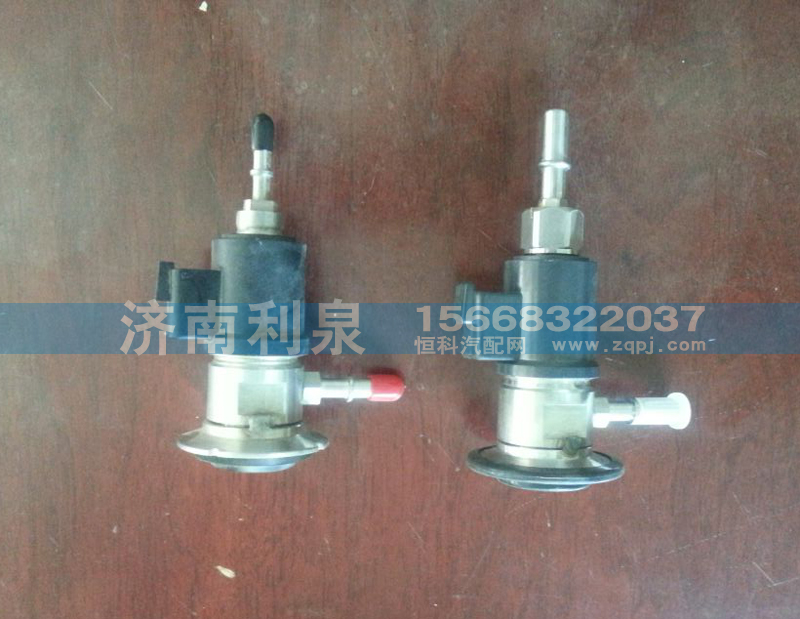 WG1034121002,尿素喷射器总成,济南利泉汽车配件销售中心