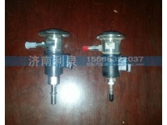 WG1034121002,尿素喷射器总成,济南利泉汽车配件销售中心