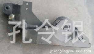 AZ1671430023,前悬支架,济南隆旭汽车配件有限公司