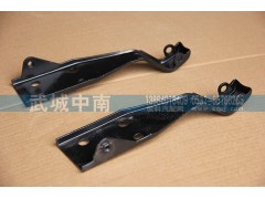 AZ1642110033,左前脸合页 豪沃,济南武城重型车外饰件厂