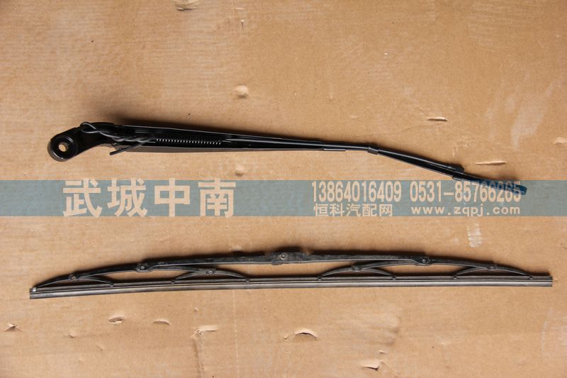 WG1661740021/3,雨刮臂A7,济南武城重型车外饰件厂