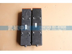 WG9925810001/2,后尾灯（左/右）A7,济南武城重型车外饰件厂