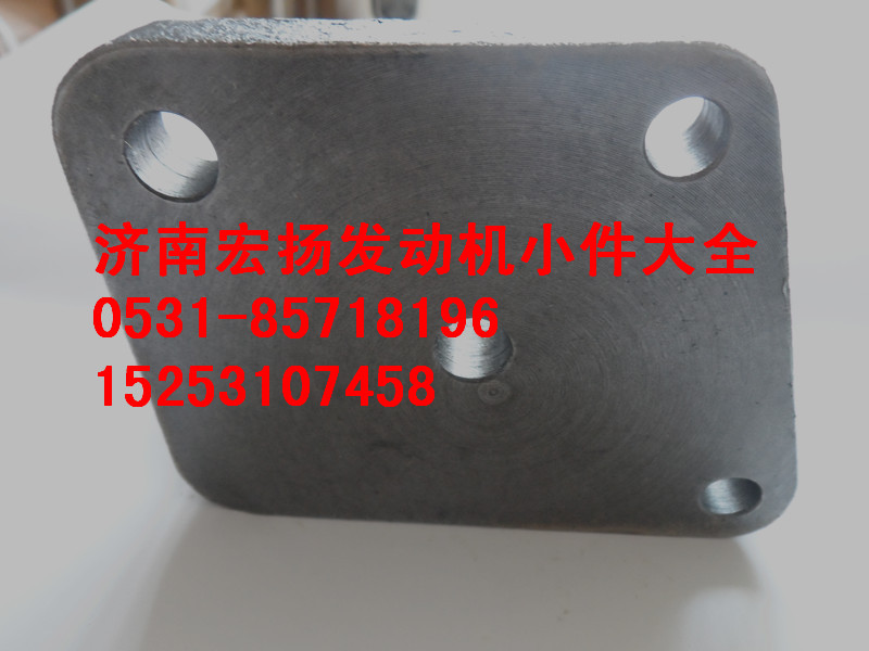 工程機械發(fā)動機支架  612600090779/612600090779