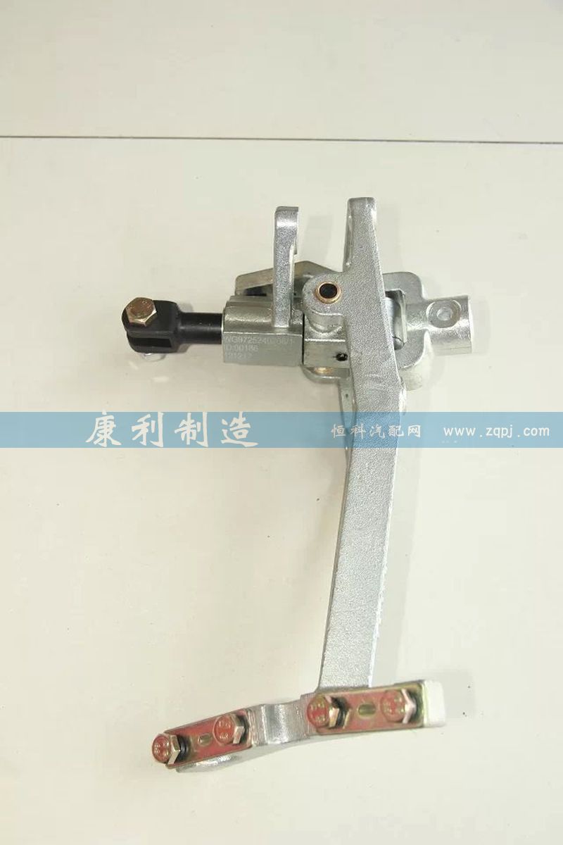 AZ9725240208,操纵器,山东康润机械制造有限公司