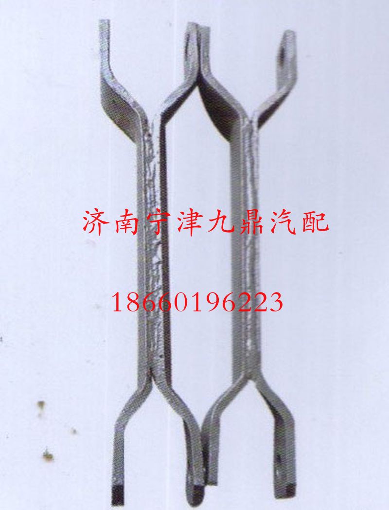 680055,豪沃前稳定杆吊板,济南宁津九鼎重汽配件生产厂商