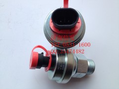 612600090755,机油压力传感器,济南信发汽车配件有限公司
