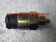 81.25503.0244,陕汽德龙F3000差速器压力开关,济南尊龙(原天盛)陕汽配件销售有限公司