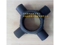 810W35608-0035,十字轴（轴间）,济南恒亦重卡汽车配件有限公司