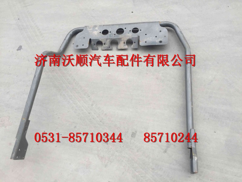 AZ9925360813,螺旋管安装支架总成（A7）,济南变形金刚汽车配件有限公司
