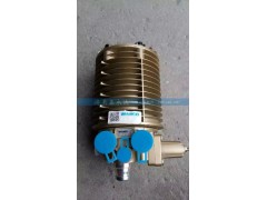 ,干燥器总成,济南鑫永达重汽工贸有限公司