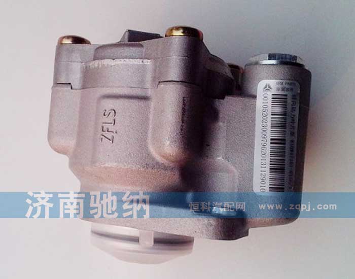 810W47101-6136,转向助力叶片泵,济南驰纳重型汽车进出口贸易有限公司