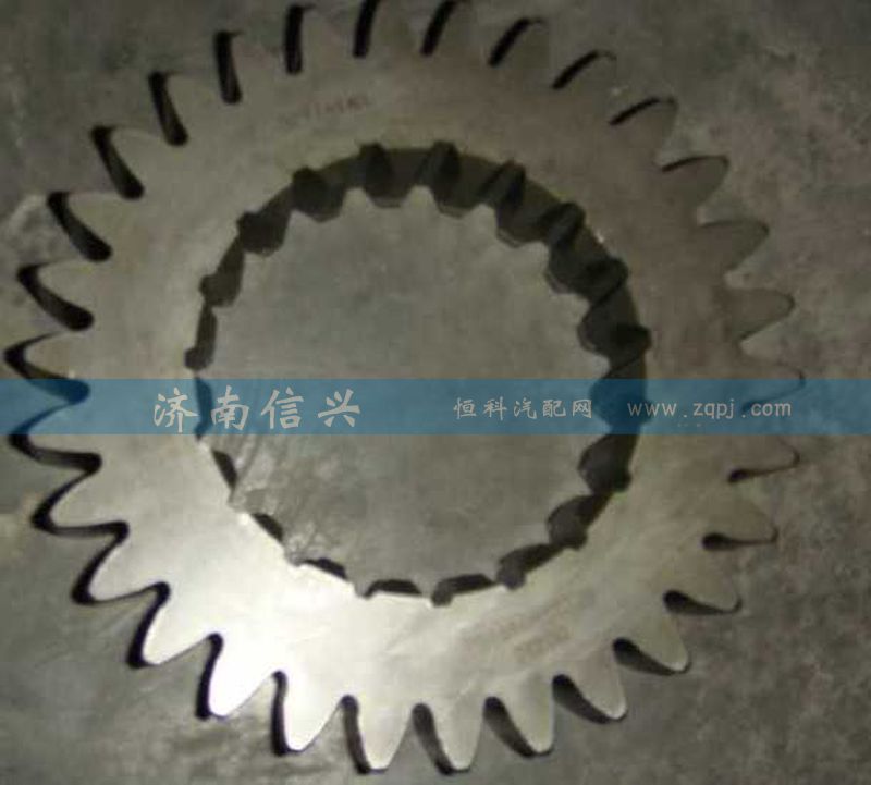 AZ2210040165,主轴五挡齿轮,济南信兴汽车配件贸易有限公司