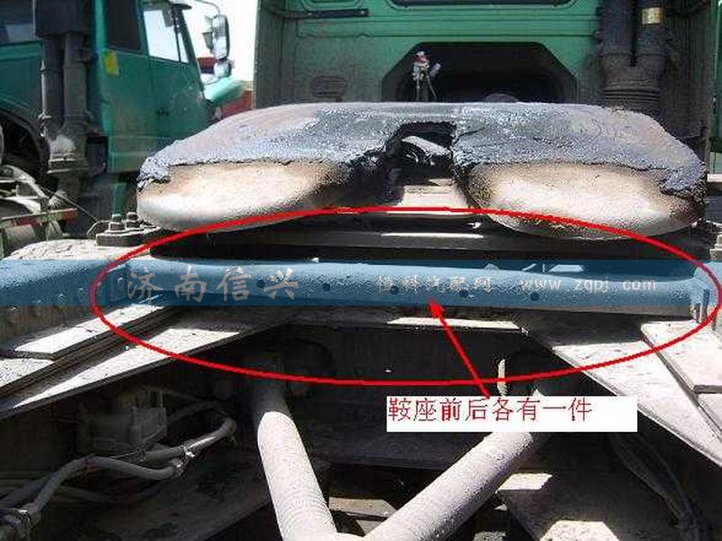 AZ9725512025横梁总成(NS07悬架牵引车用,鞍座前后各一件),,济南信兴汽车配件贸易有限公司