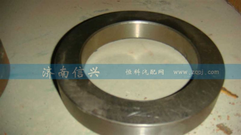 AZ9725520136,轴承油封盖,济南信兴汽车配件贸易有限公司