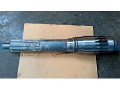WG2210020012,输入轴(新插分短输入轴),济南信兴汽车配件贸易有限公司
