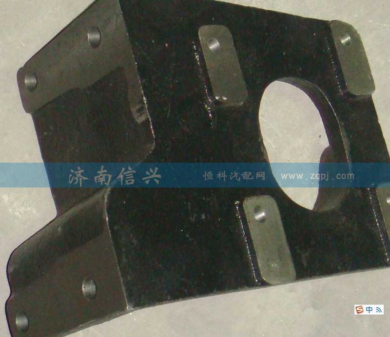 WG2229260015,助力缸支架,济南信兴汽车配件贸易有限公司