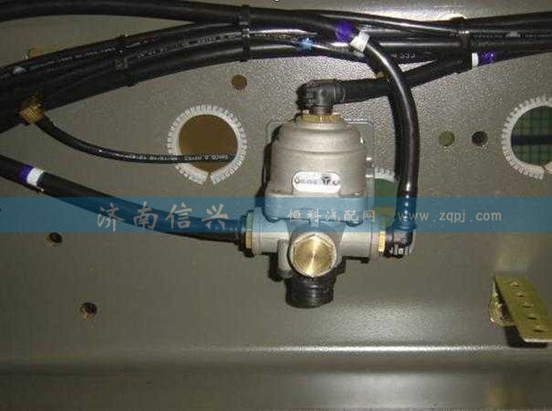 WG9000360518,适配阀,济南信兴汽车配件贸易有限公司