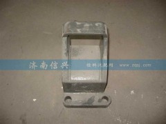 WG9925521011,后板簧左前支架,济南信兴汽车配件贸易有限公司