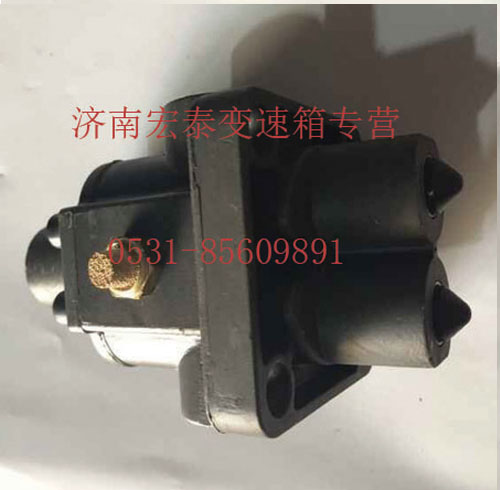 雙H 閥總成/WG2203250001
