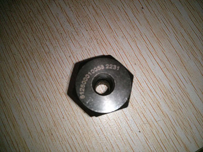 工程機(jī)械螺座    612600010058/612600010058