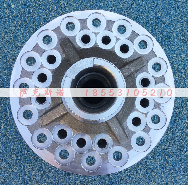 AZ9981320021-22,AC16桥轮间差速器壳,济南萨克斯诺汽车配件有限公司