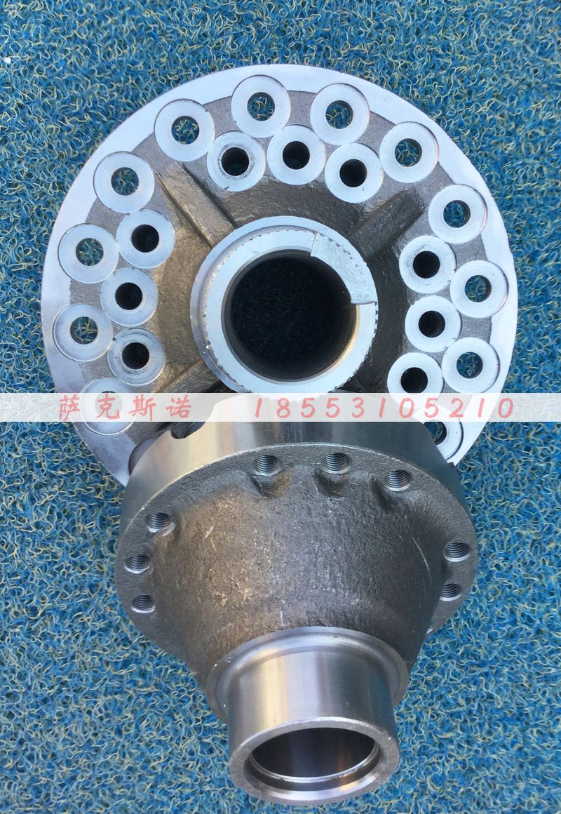 AZ9981320021-22,AC16桥轮间差速器壳,济南萨克斯诺汽车配件有限公司