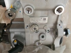 VG1034080001,供油泵,济南驰纳重型汽车进出口贸易有限公司
