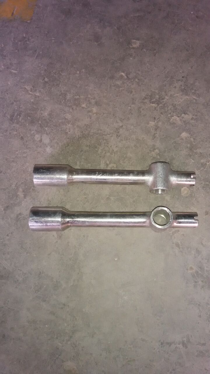 ,举升工具,济南驰纳重型汽车进出口贸易有限公司