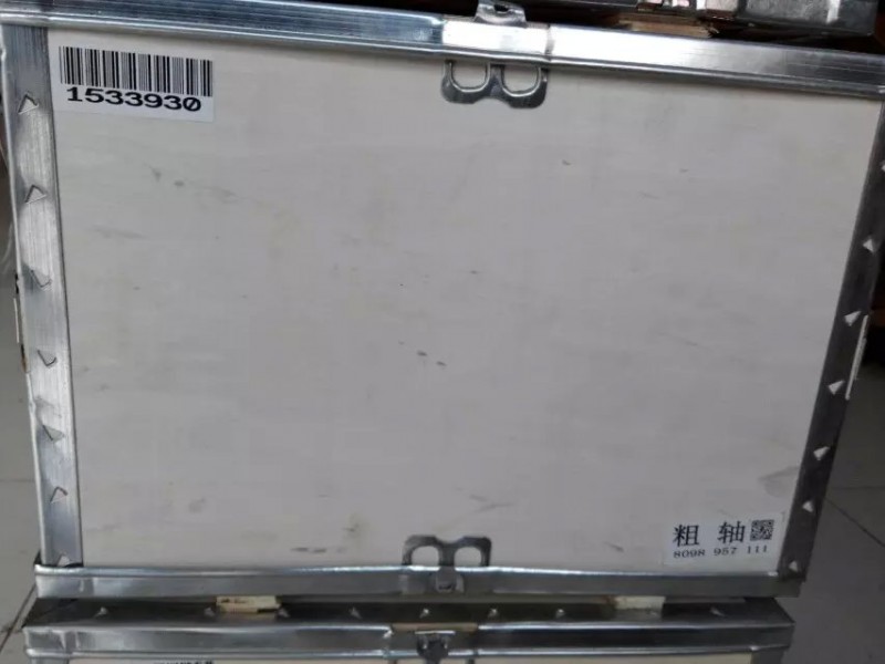 WG9925477132重汽出口右置车转向器 济南汽配/WG9925477132