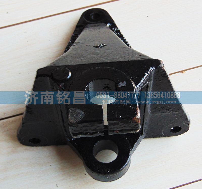 SZ970000025德龙M3000前簧前支架/SZ970000025