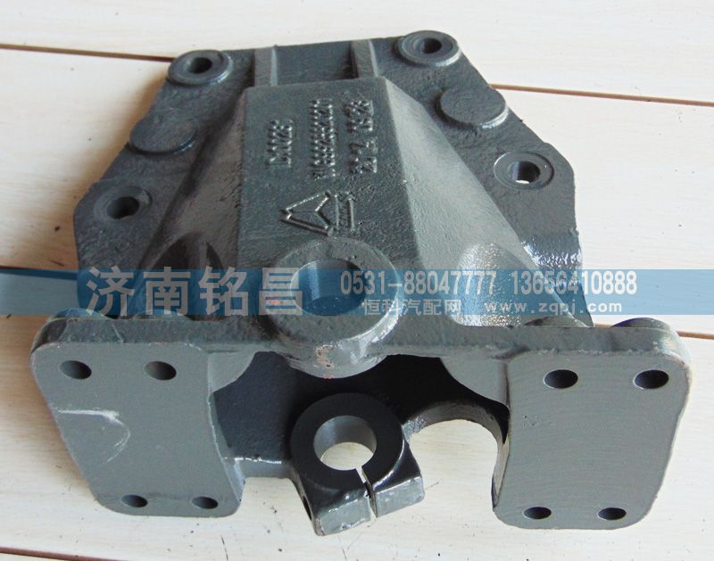 WG9925520201豪沃前簧后支架/WG9925520201