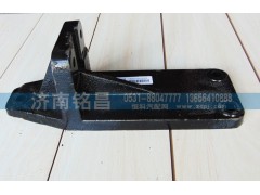 141811018002,欧曼发动机托架,济南铭昌汽车配件有限公司