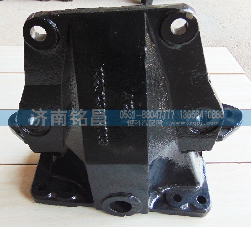 1325129202003欧曼前簧后支架/1325129202003