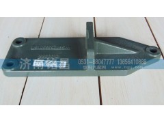 WG9725593016,豪沃发动机托架,济南铭昌汽车配件有限公司