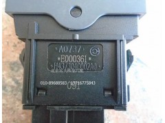 H4373040002A0A0737A,应急报警开关,北京远大欧曼汽车配件有限公司