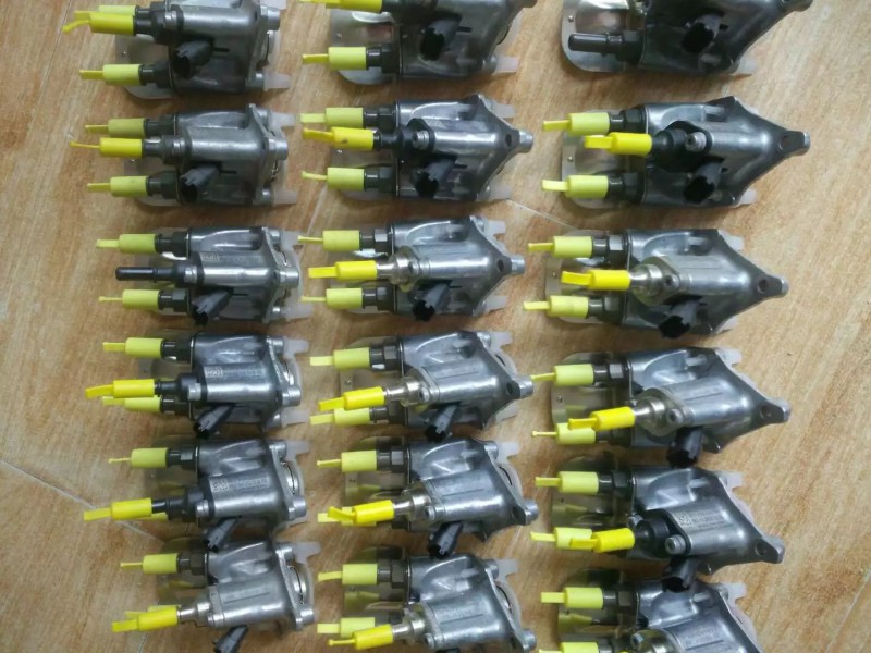 612640130089,尿素喷嘴，博世2.2尿素喷嘴,济南金伯帆汽车配件有限公司