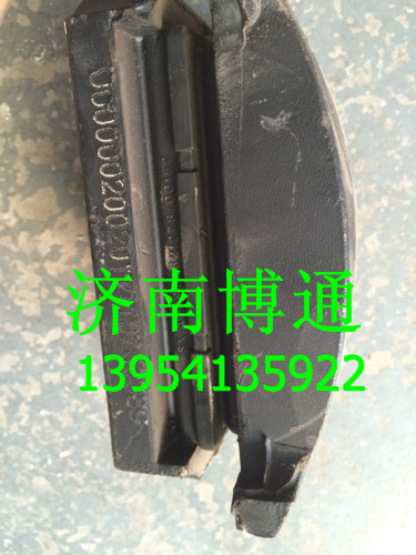AZ9925525286,曼桥橡胶支座(大),济南博通重汽备件库
