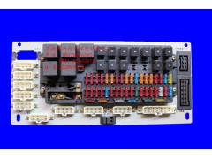 DZ9100584110,集成式电器装置板总成,济南博润汽配有限公司