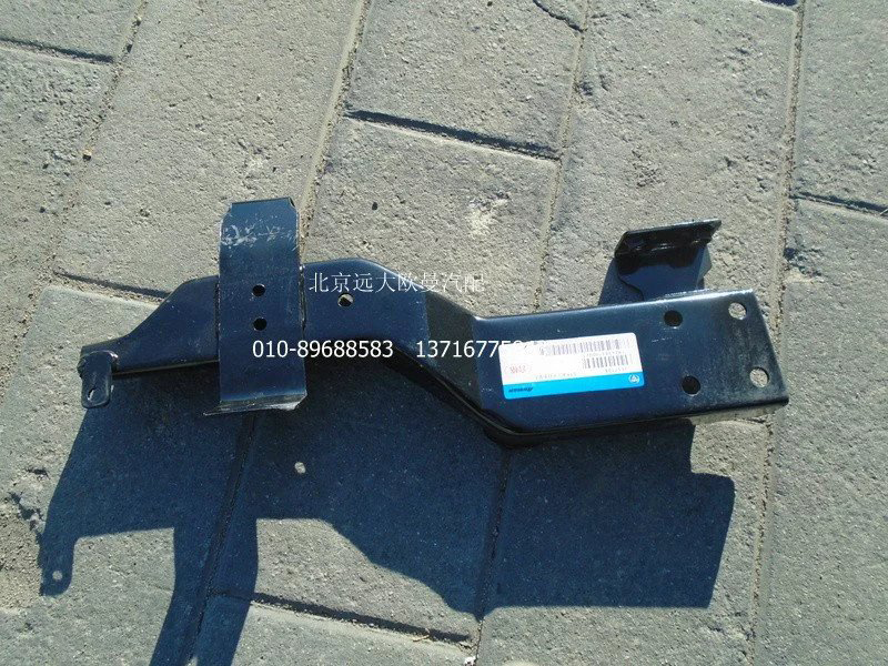 1B24983100021,大灯支架左上铁,北京远大欧曼汽车配件有限公司