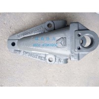 AZ9731520004 前板簧后支架