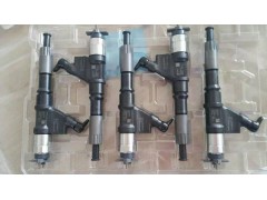 VG1246080051 8011喷油器8910喷油器8871喷油器6700喷油器8100喷油器,8011喷油器,杭州豪之曼汽车配件